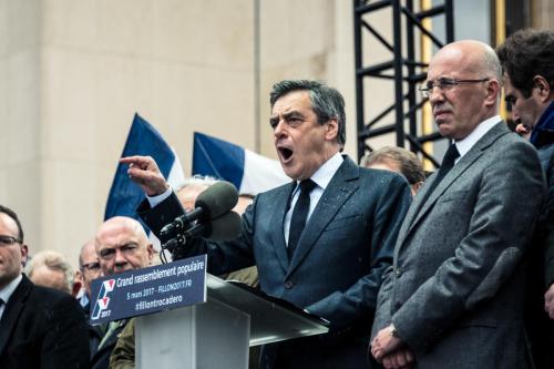 Paris : Grand rassemblement de soutien à François Fillon